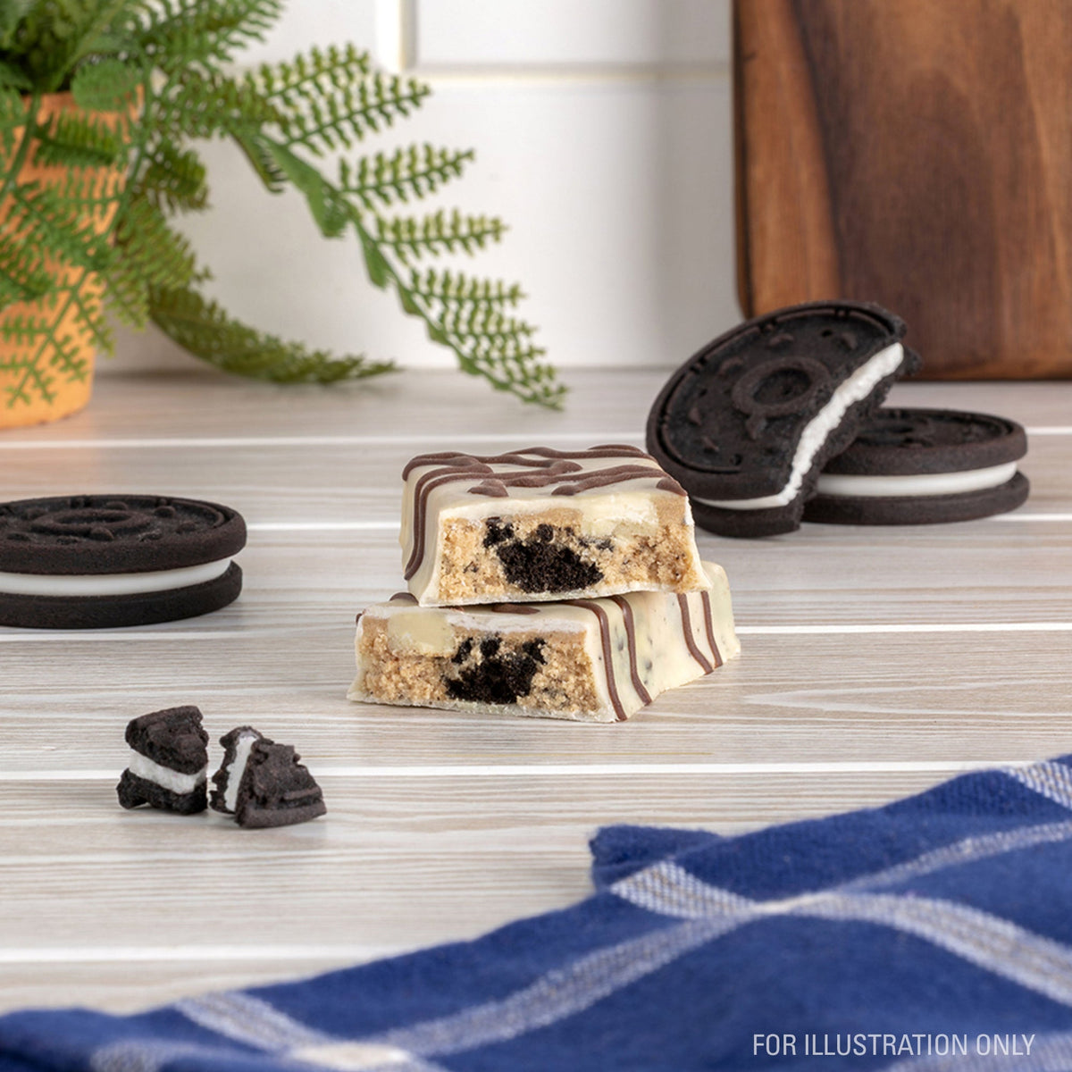 dipped-cookies-and-cream-protein-bars-m0 15807_QN_USA_ProteinBar_CAC_InterimAssetUpdate_Digital-Dipped-ProductCarouselSet_Tabletop1.jpg