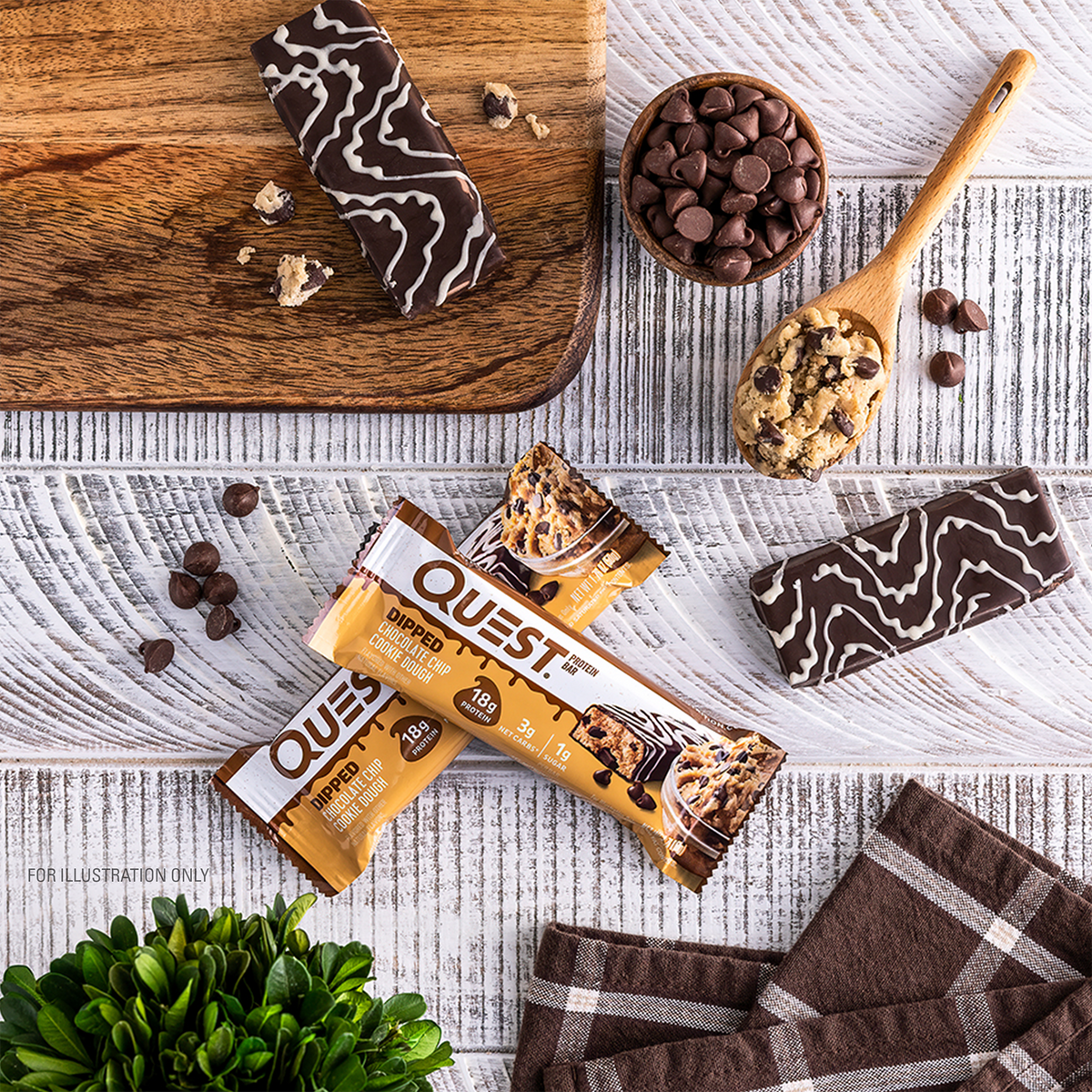 dipped-chocolate-chip-cookie-dough-protein-bar-x2 qst-012268_dipped-chocolate-chip-cookie-dough-protein-bar_7.png
